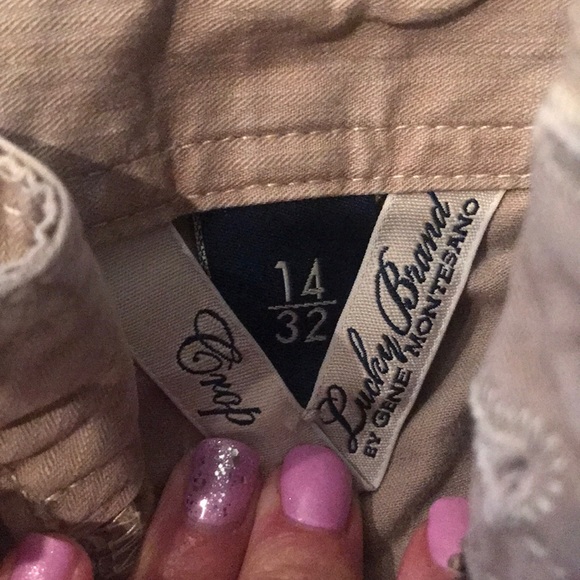 Lucky Capris - Picture 6 of 6